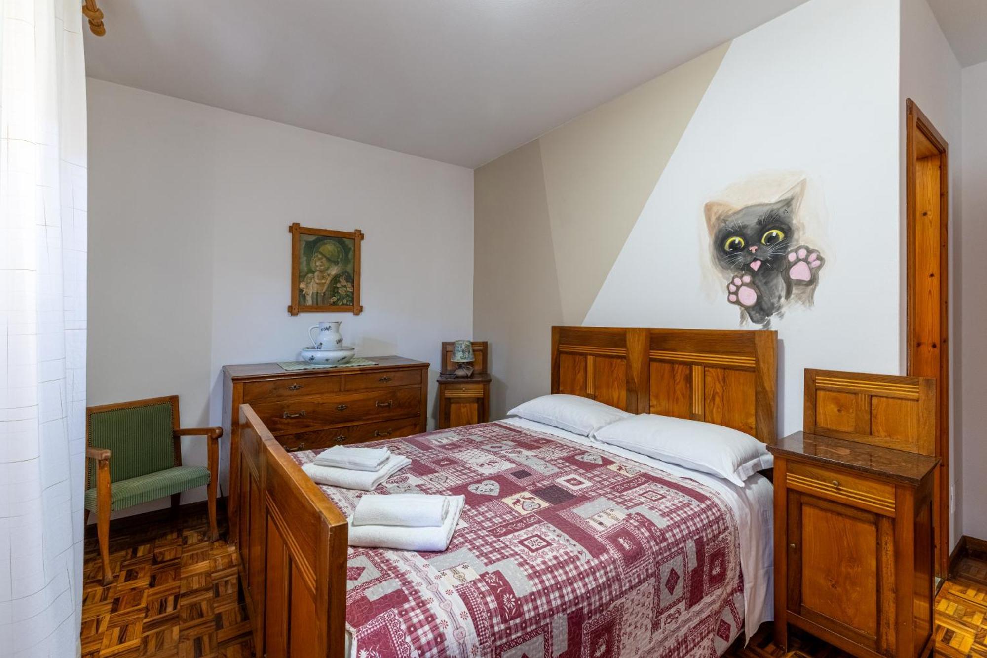 Albergo Alle Alpi 코메글리안스 외부 사진